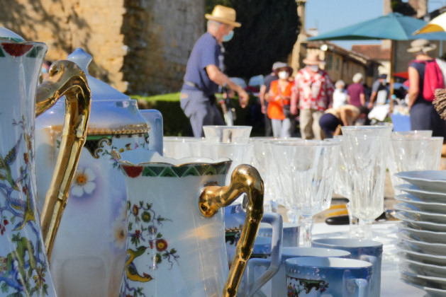 Lire la suite à propos de l’article Belle affluence au 23ème Vide-grenier Brocante